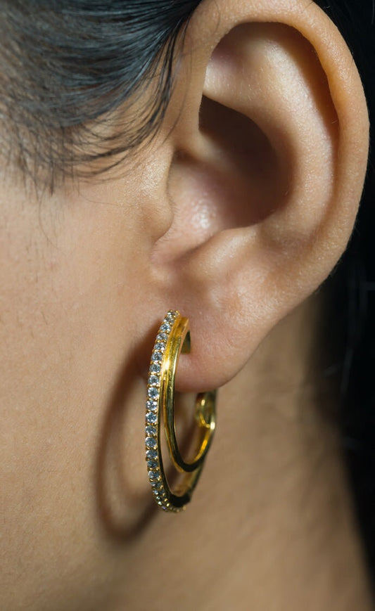 Barring Hoop Earring