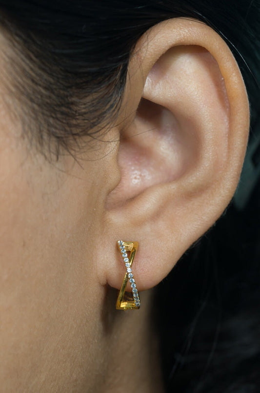 Cris-Cross Hoop Earring